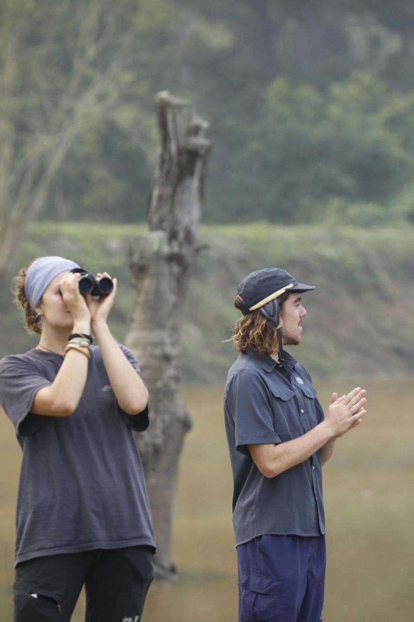 Happy Lemon Tree Lodge Sauraha Exterior foto